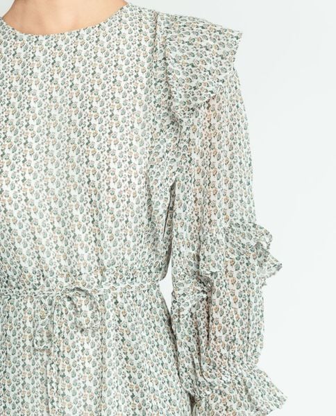 color_ Trắng hoa hồng