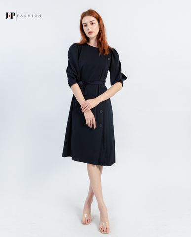 Đầm kiểu tay lở