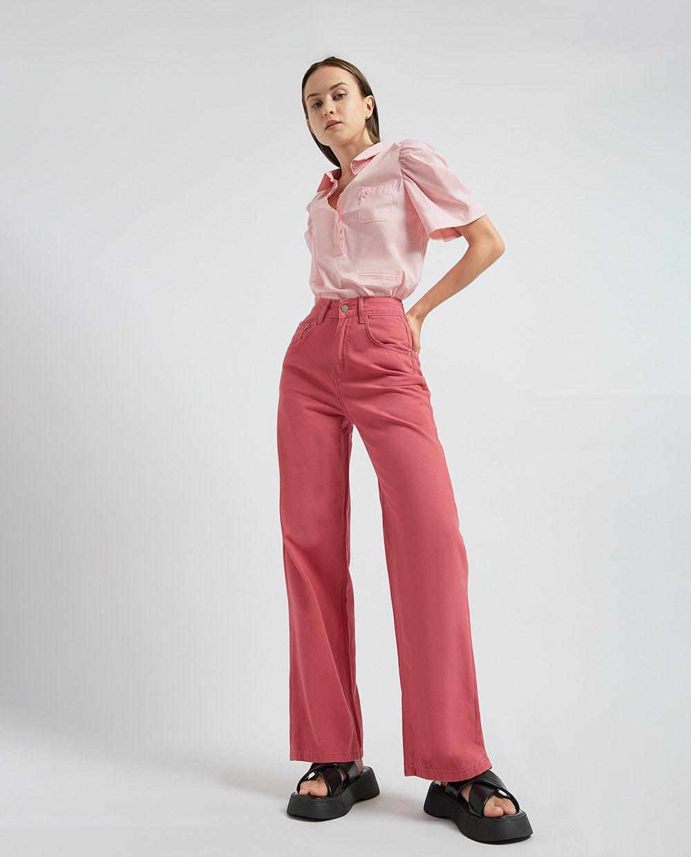 Jeans ống rộng