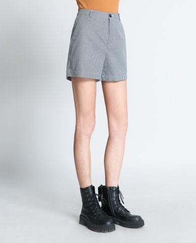 Quần short nữ