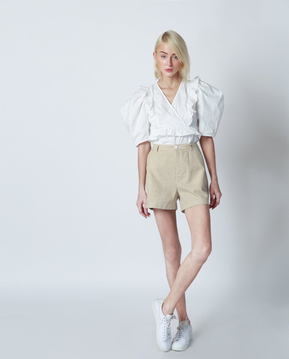 Quần short nữ