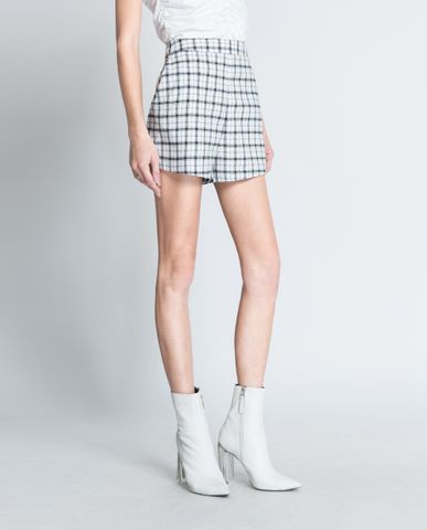 Quần short nữ