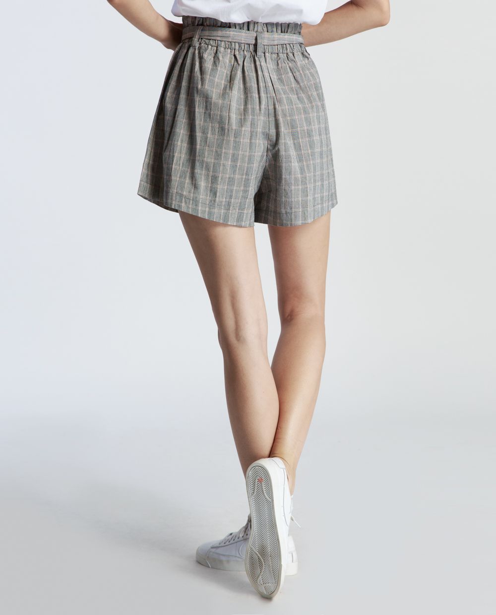 Quần short lưng thun