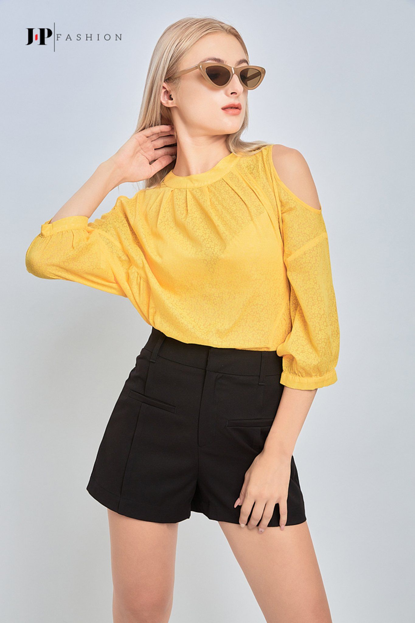 Quần short nữ 15007560
