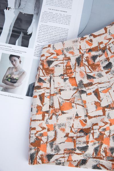 color_ Họa tiết cam