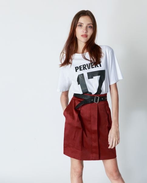 color_ Đỏ rượu