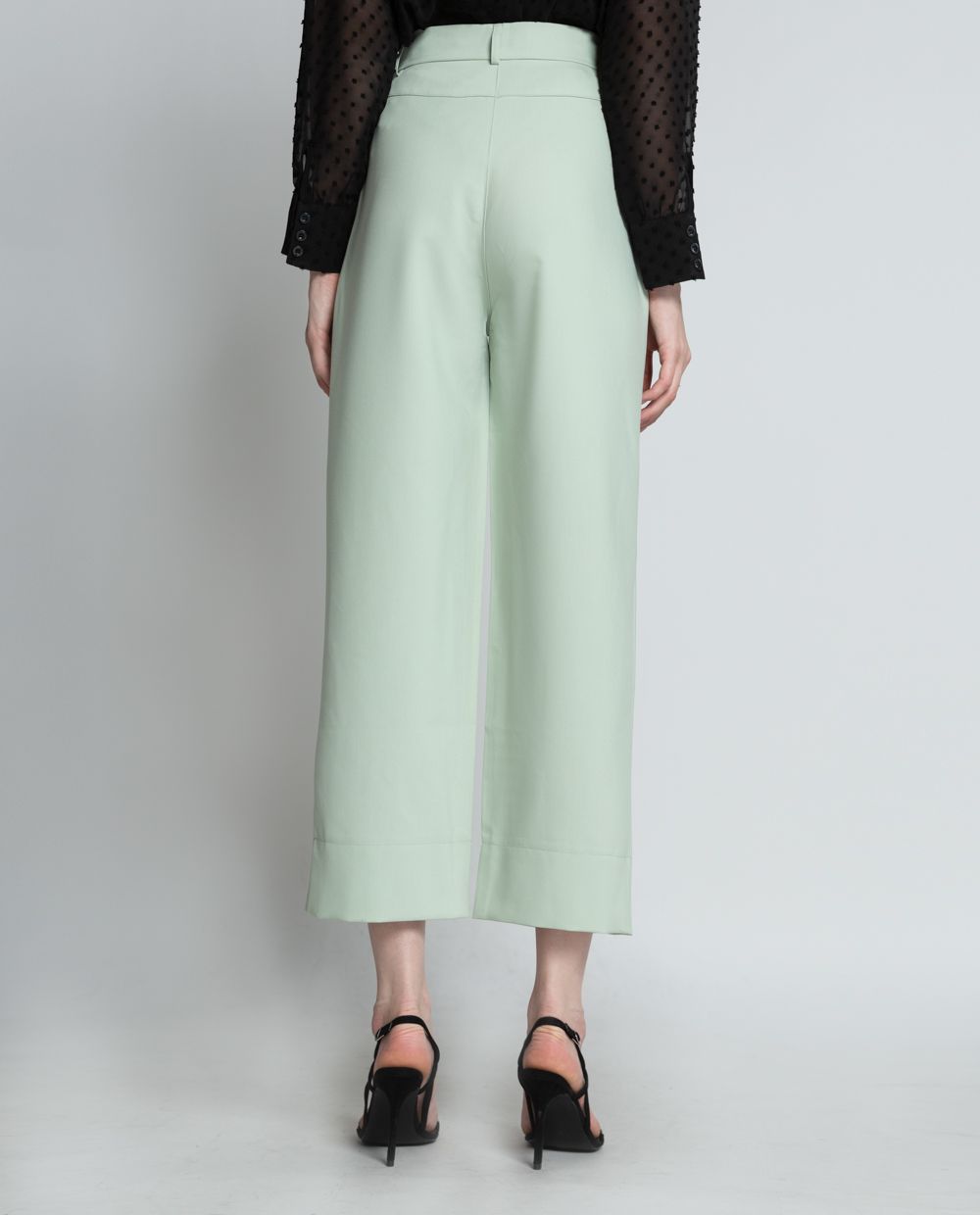 Quần kaki baggy