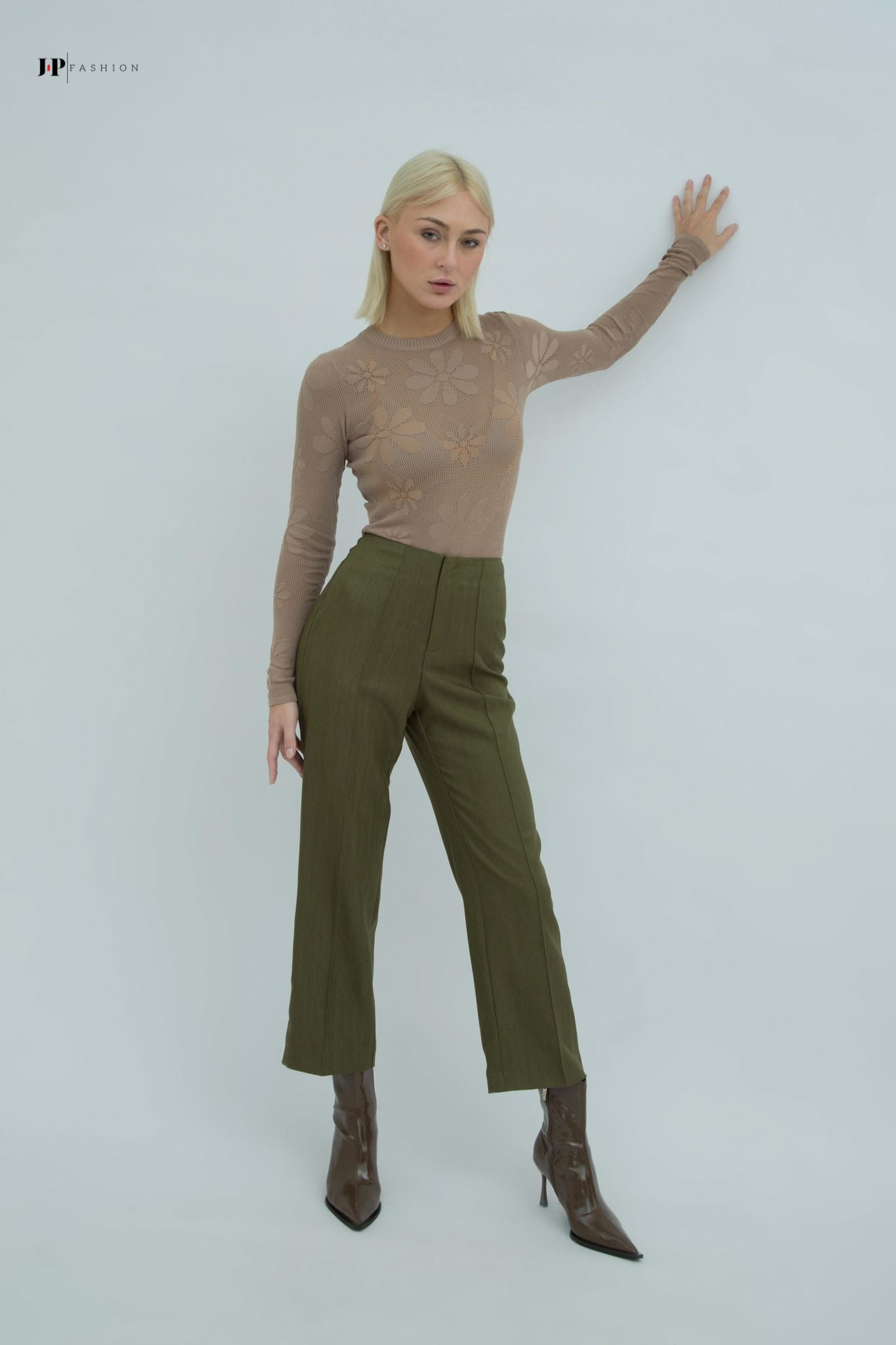 Quần Ống Suông 19007691