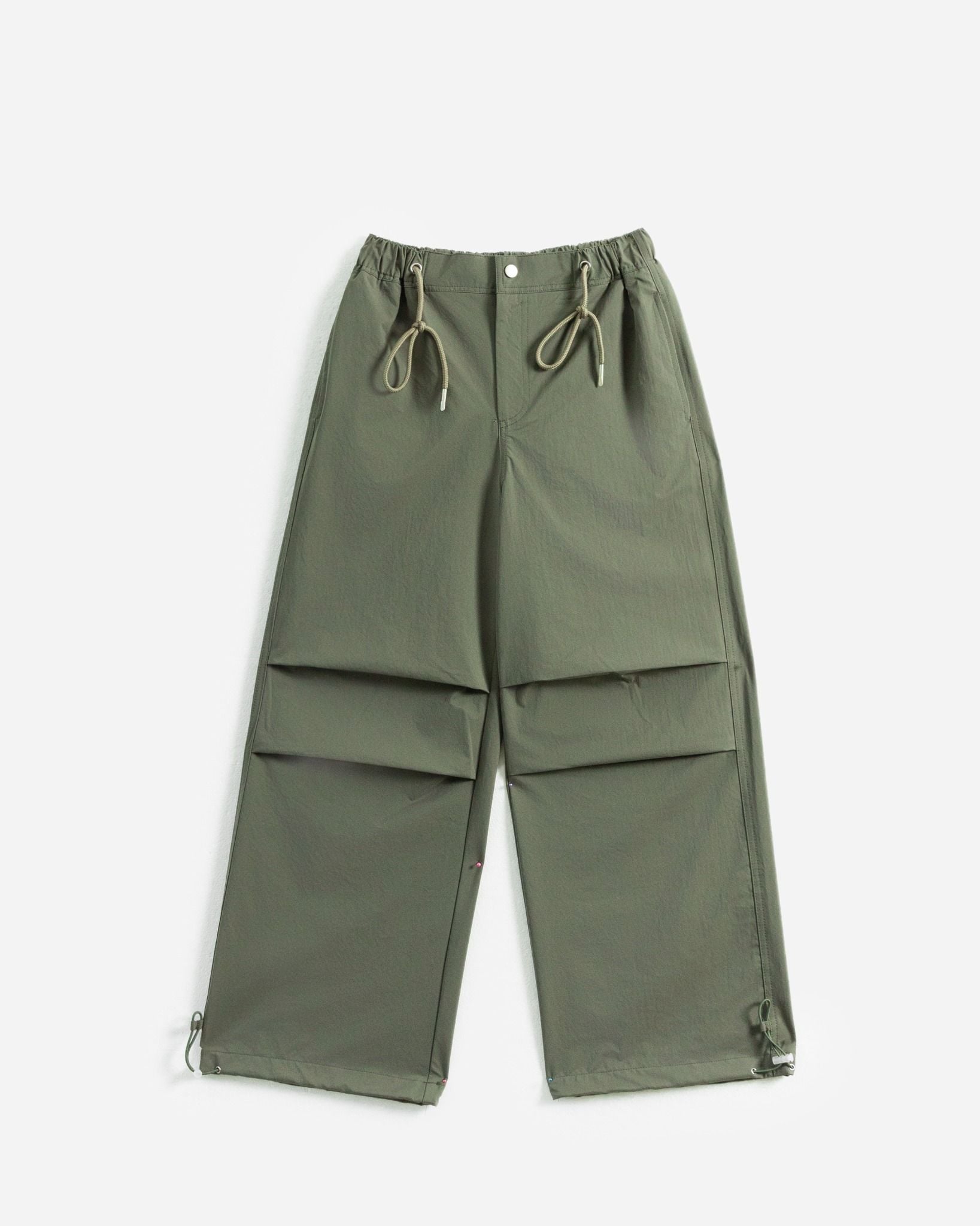 Quần Dù Ống Suông Dây Rút 19211802