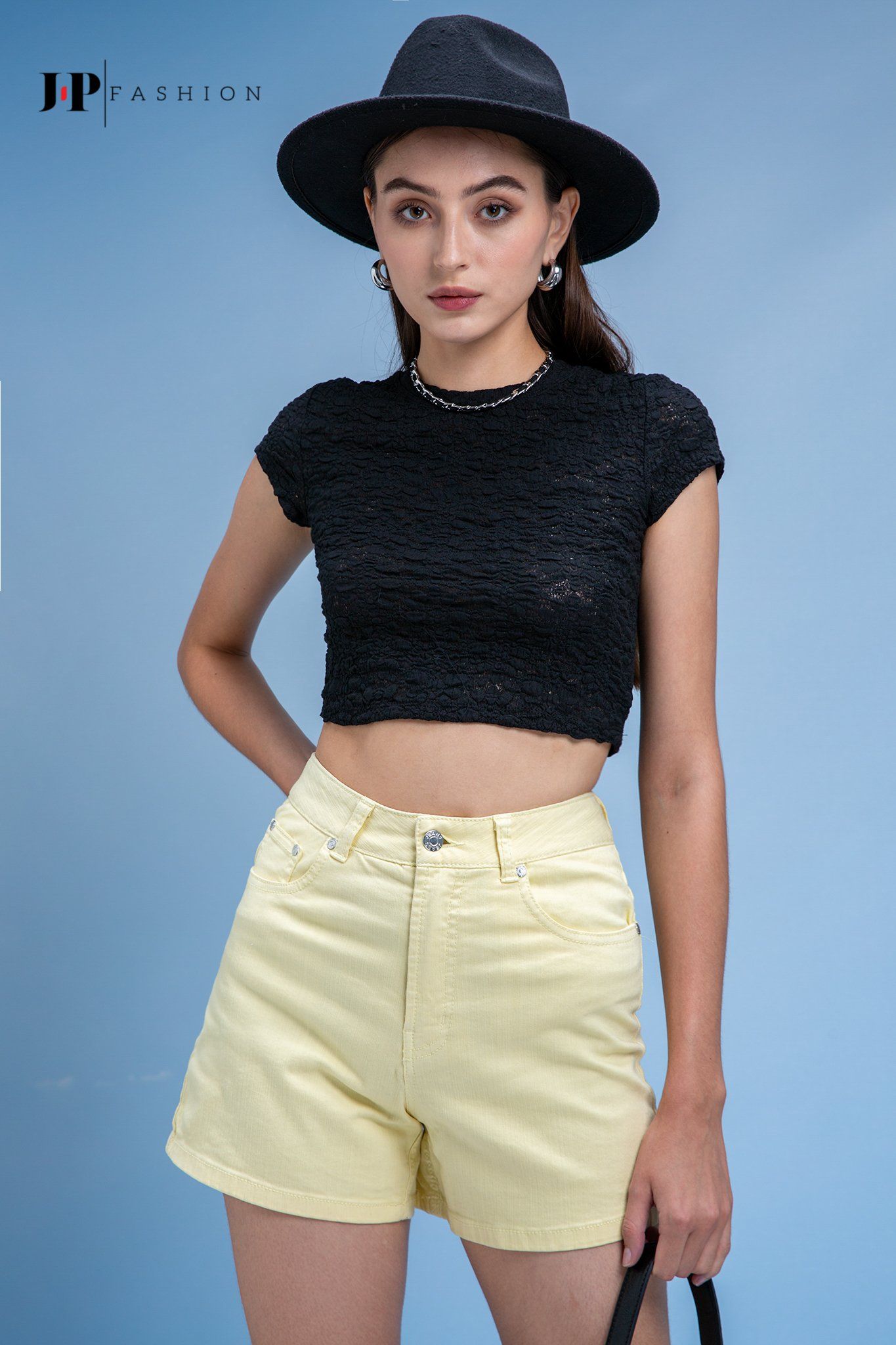 Quần short kaki