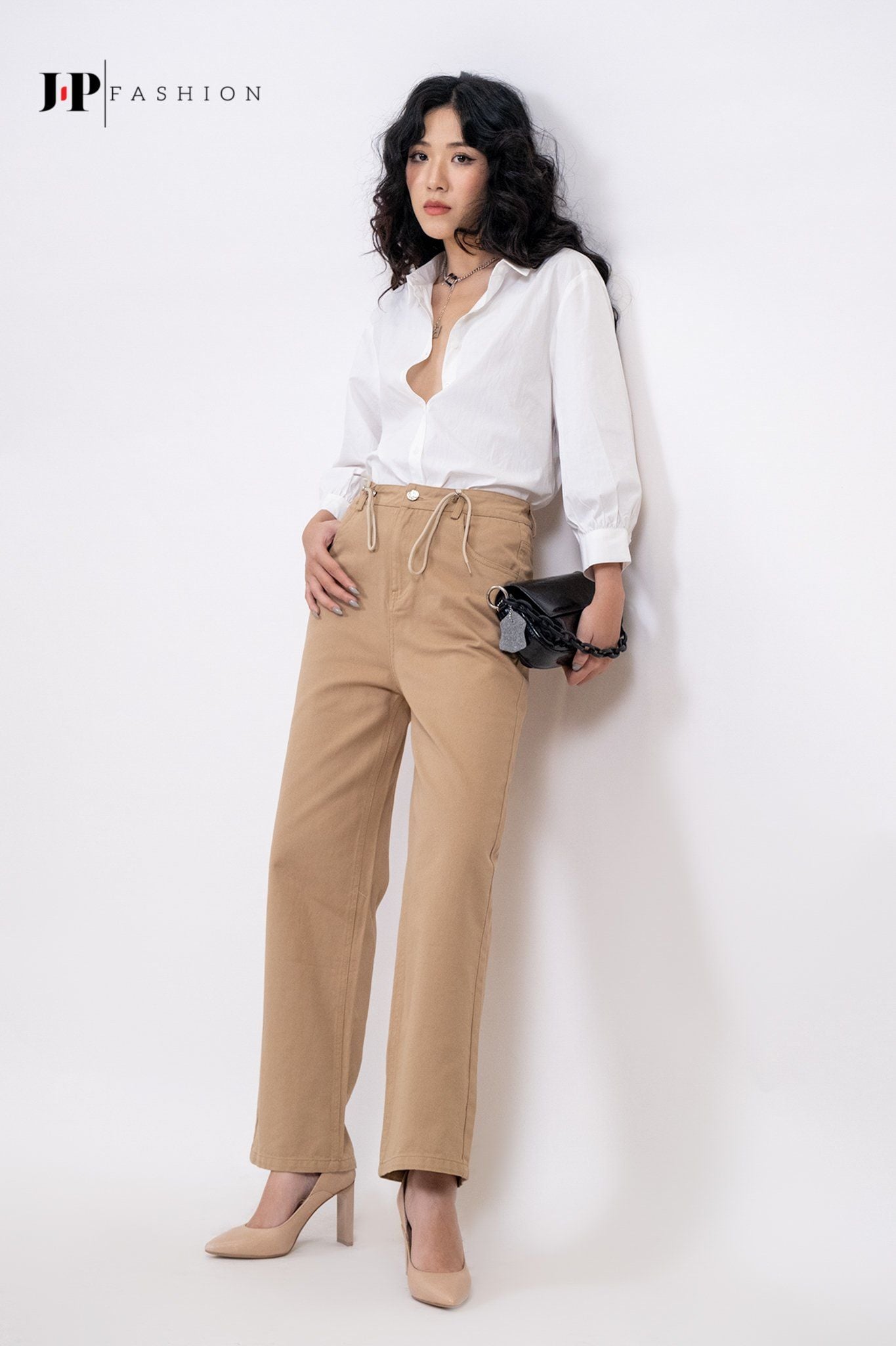 Quần kaki ống rộng