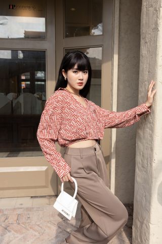 Áo sơ mi croptop dài tay