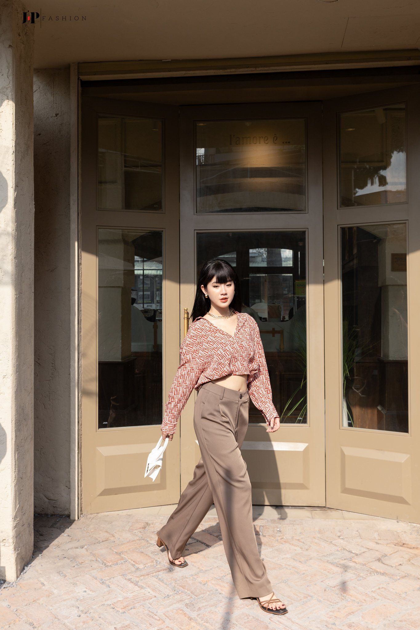 Áo sơ mi croptop dài tay