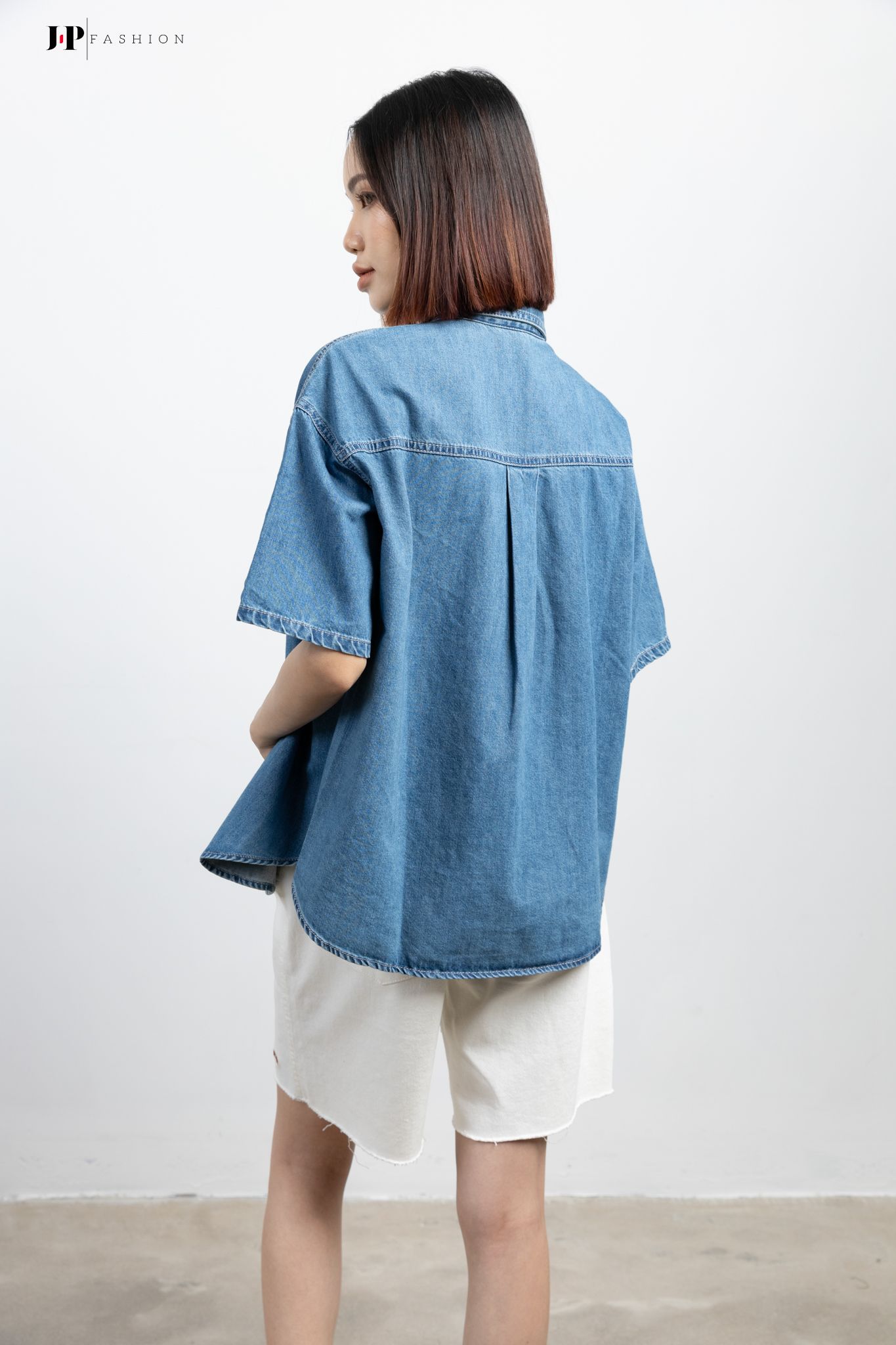 Sơ mi form rộng ngắn tay