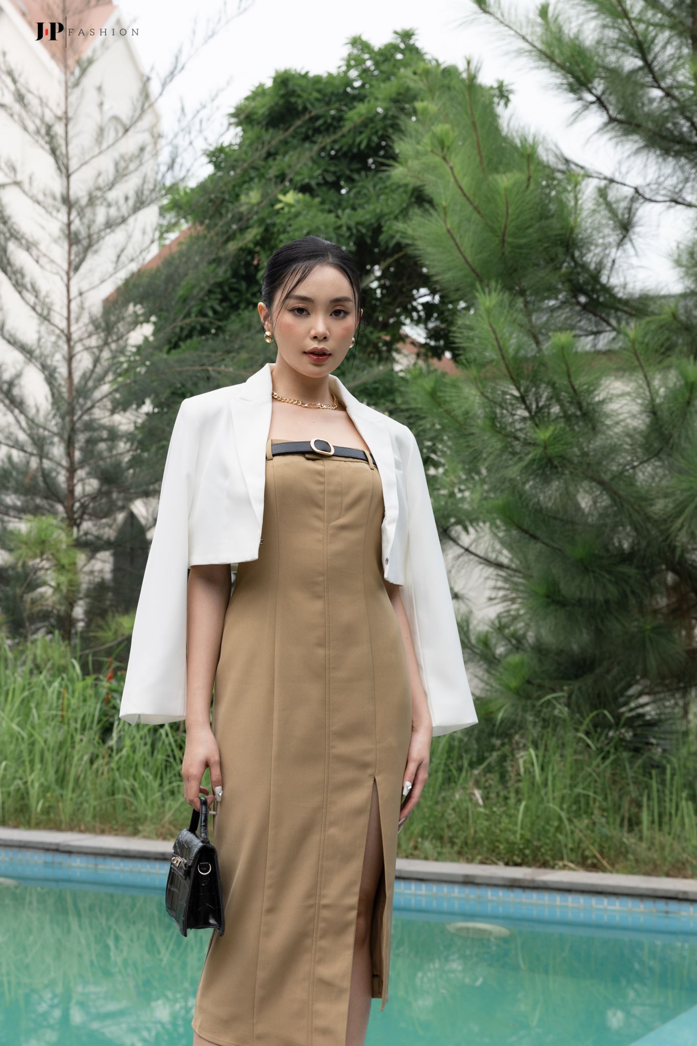 Đầm Dây Xẻ Tà Phối Belt Ngực 12209302