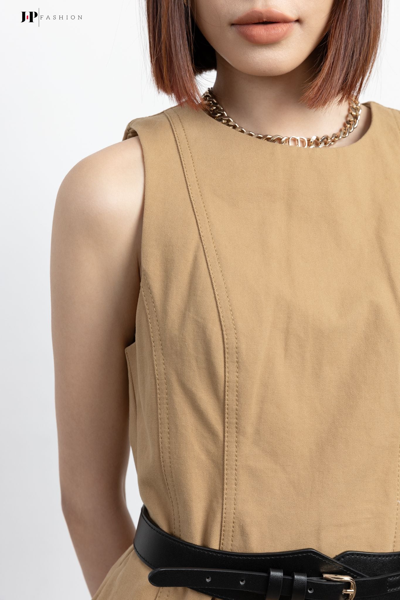 Đầm sát nách mini