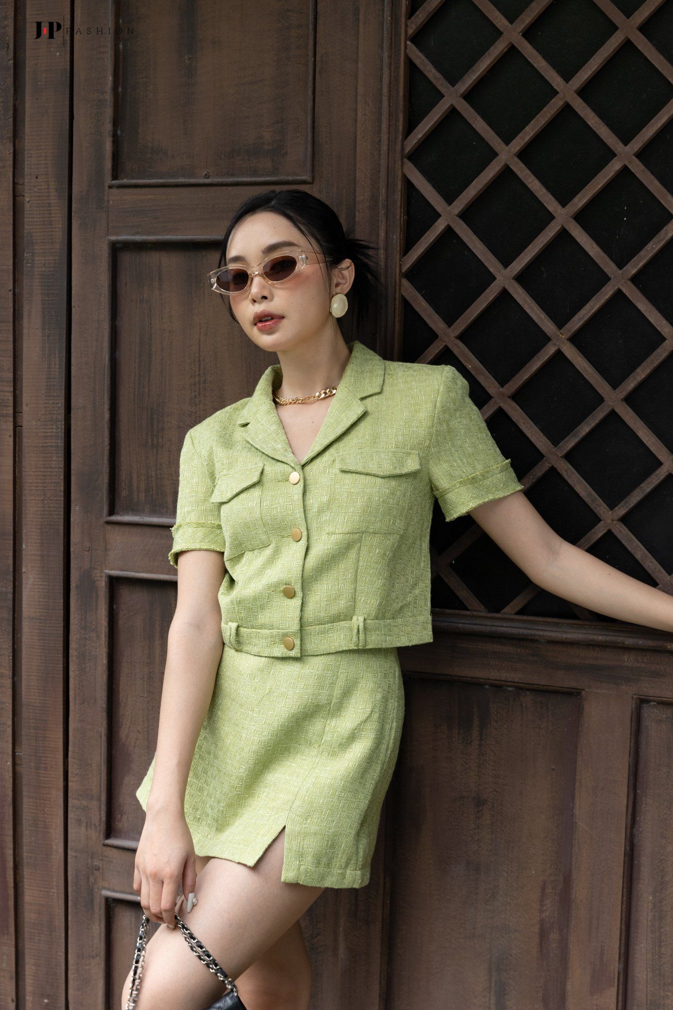 Áo khoác croptop nữ