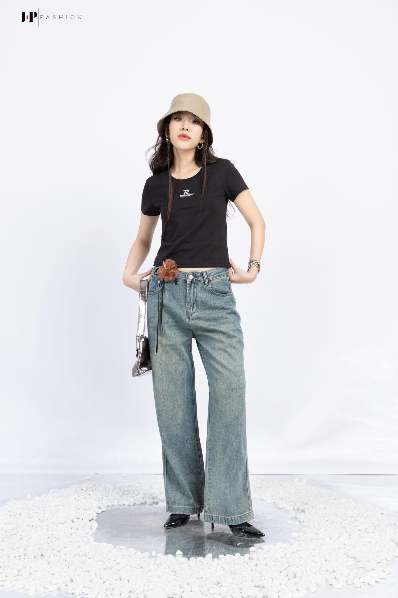 Áo Thun Form Vừa 10209340