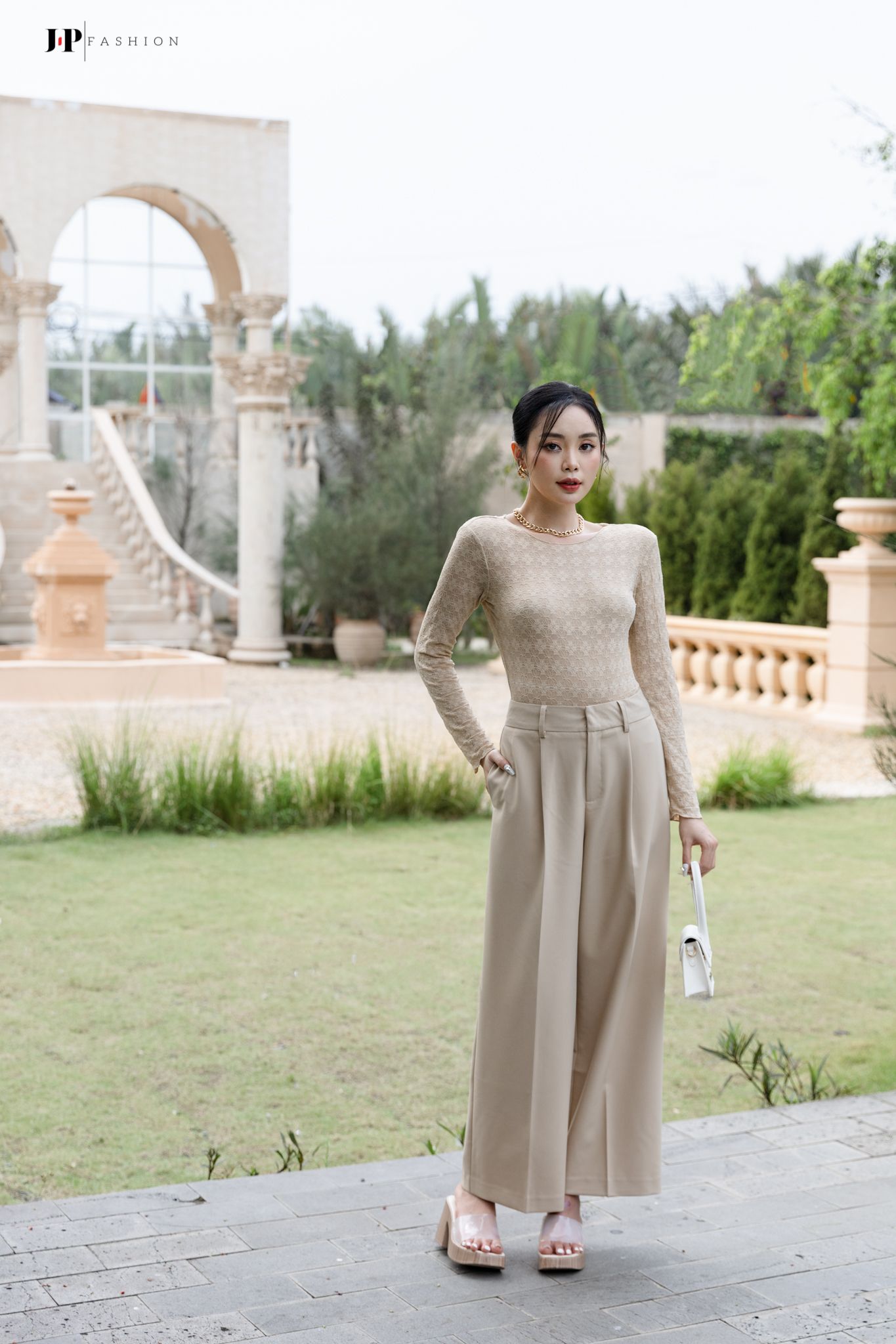 Quần Kaki Ống Rộng Tôn Dáng 19009258
