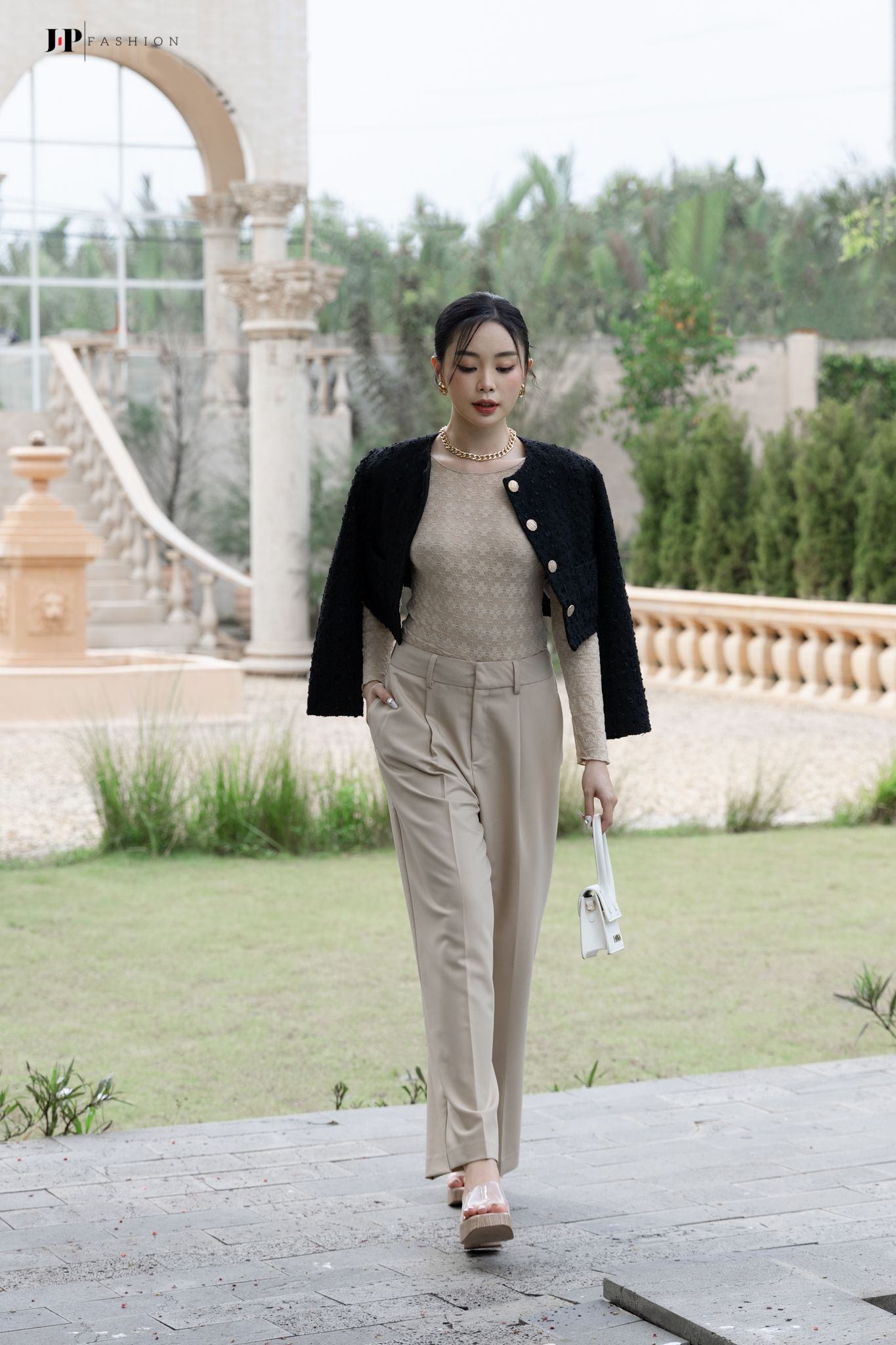 Quần Kaki Ống Rộng Tôn Dáng 19009258