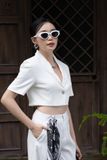 Khoác vest croptop ngắn tay