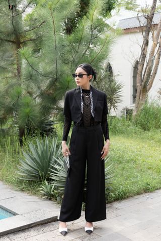 Khoác vest croptop ngắn tay