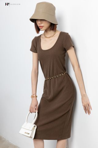 Đầm kiểu ngắn tay