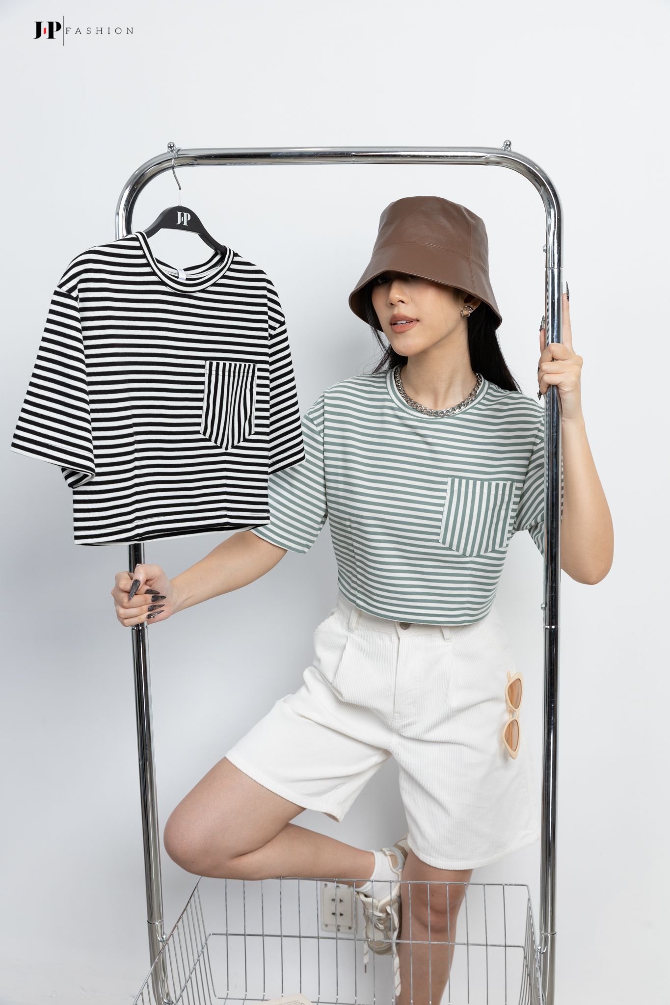 Thun croptop ngắn tay