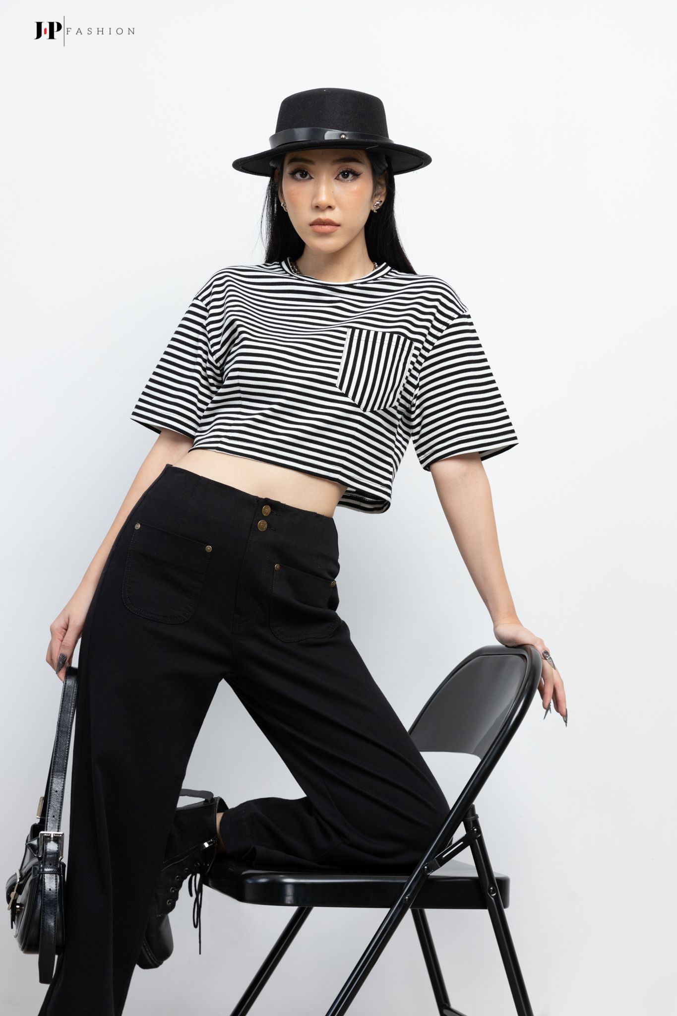 Thun croptop ngắn tay