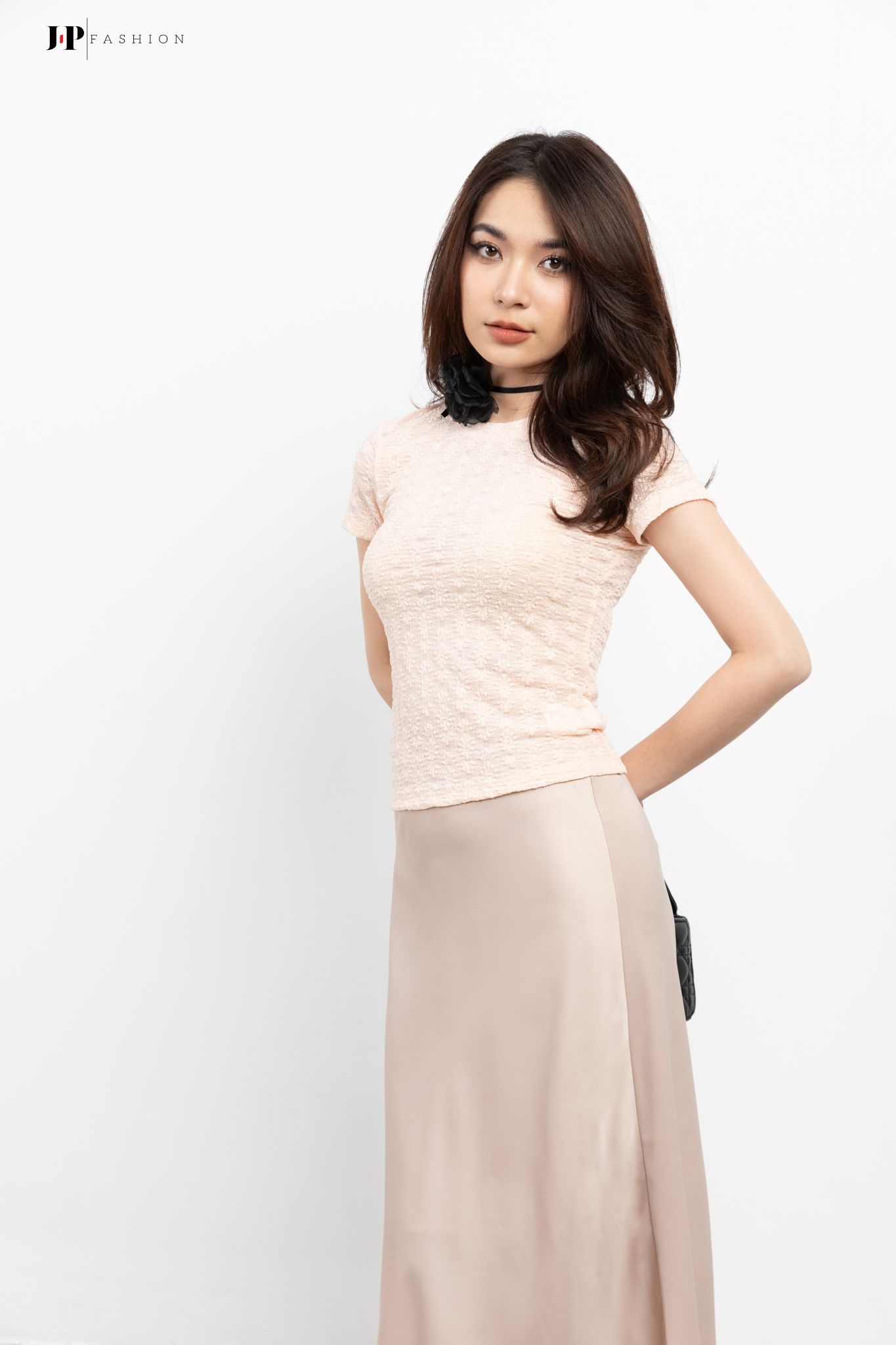 Váy midi lụa