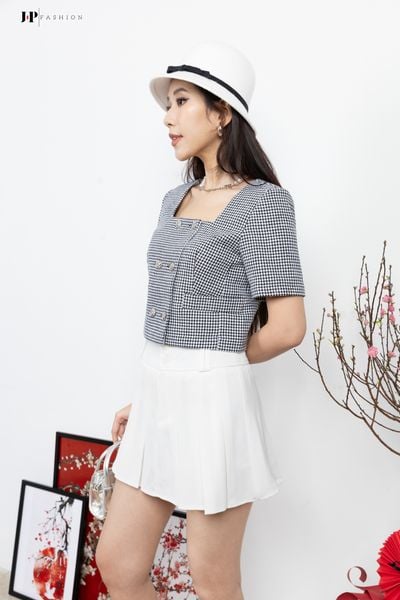 color_ Trắng họa tiết đen