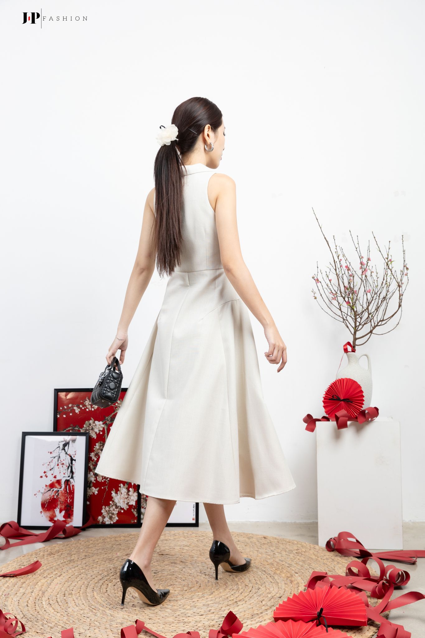 Đầm kiểu midi