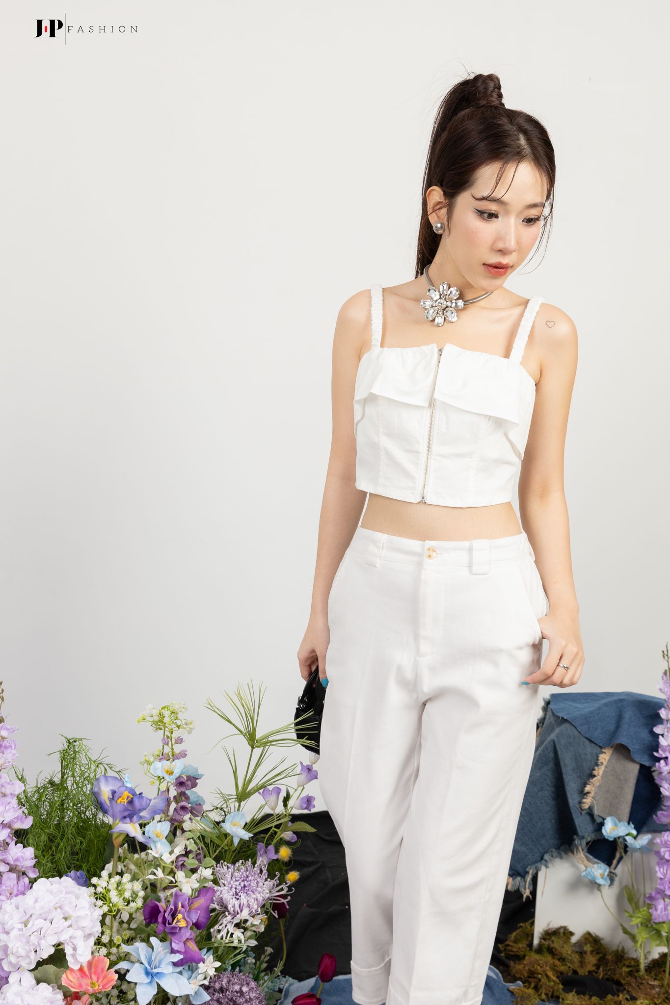 Quần Kaki Ống Suông 19009135