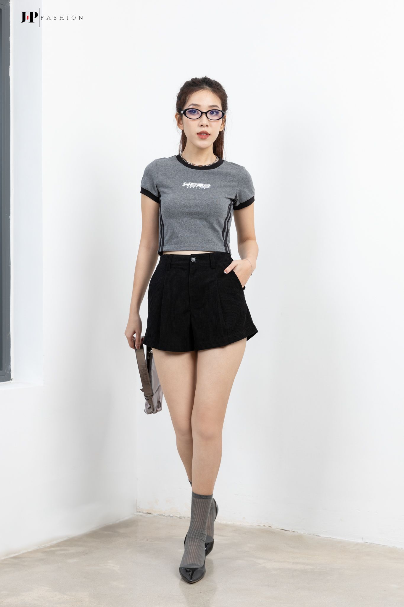 Áo thun croptop ngắn tay