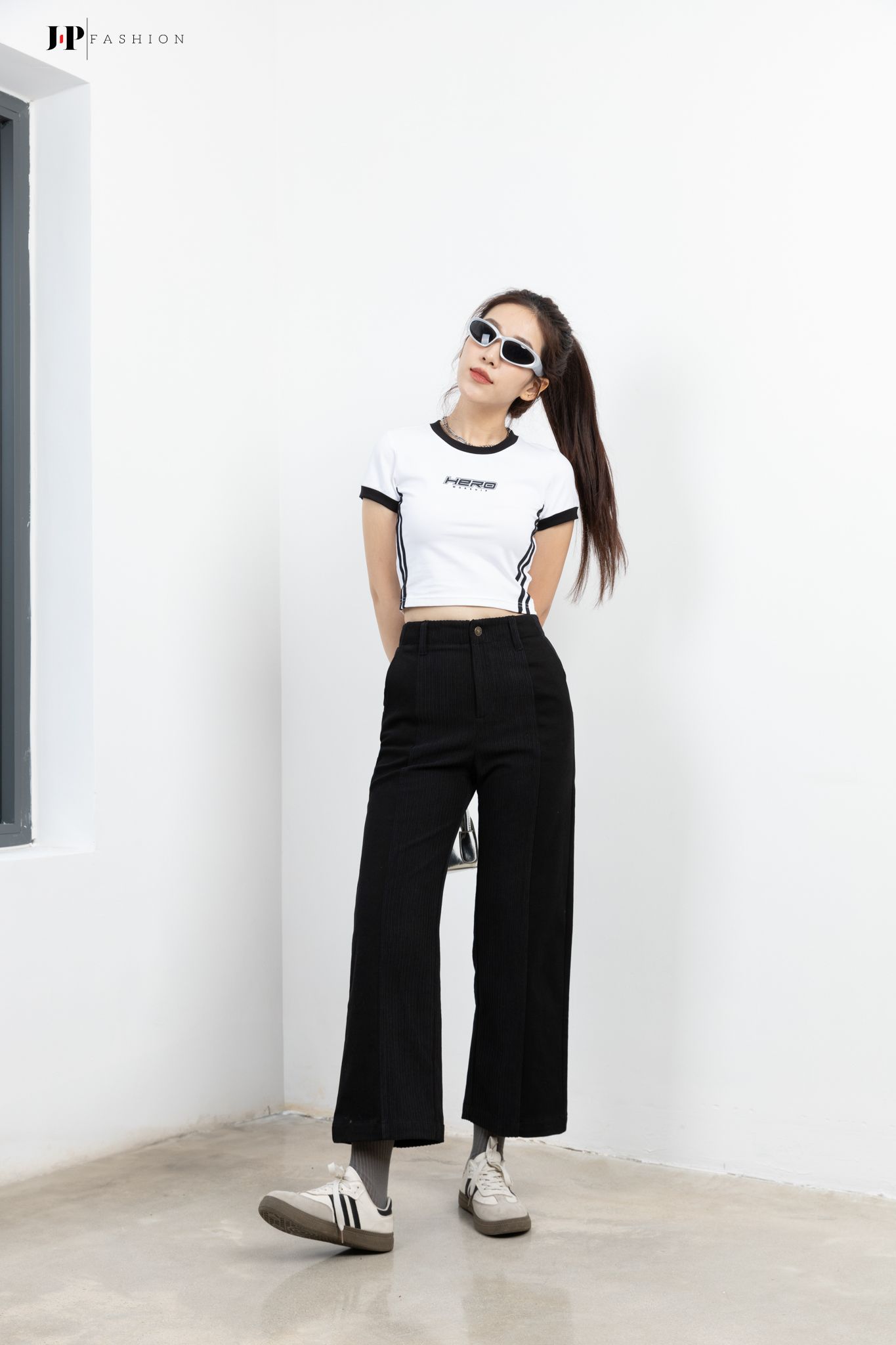 Áo thun croptop ngắn tay