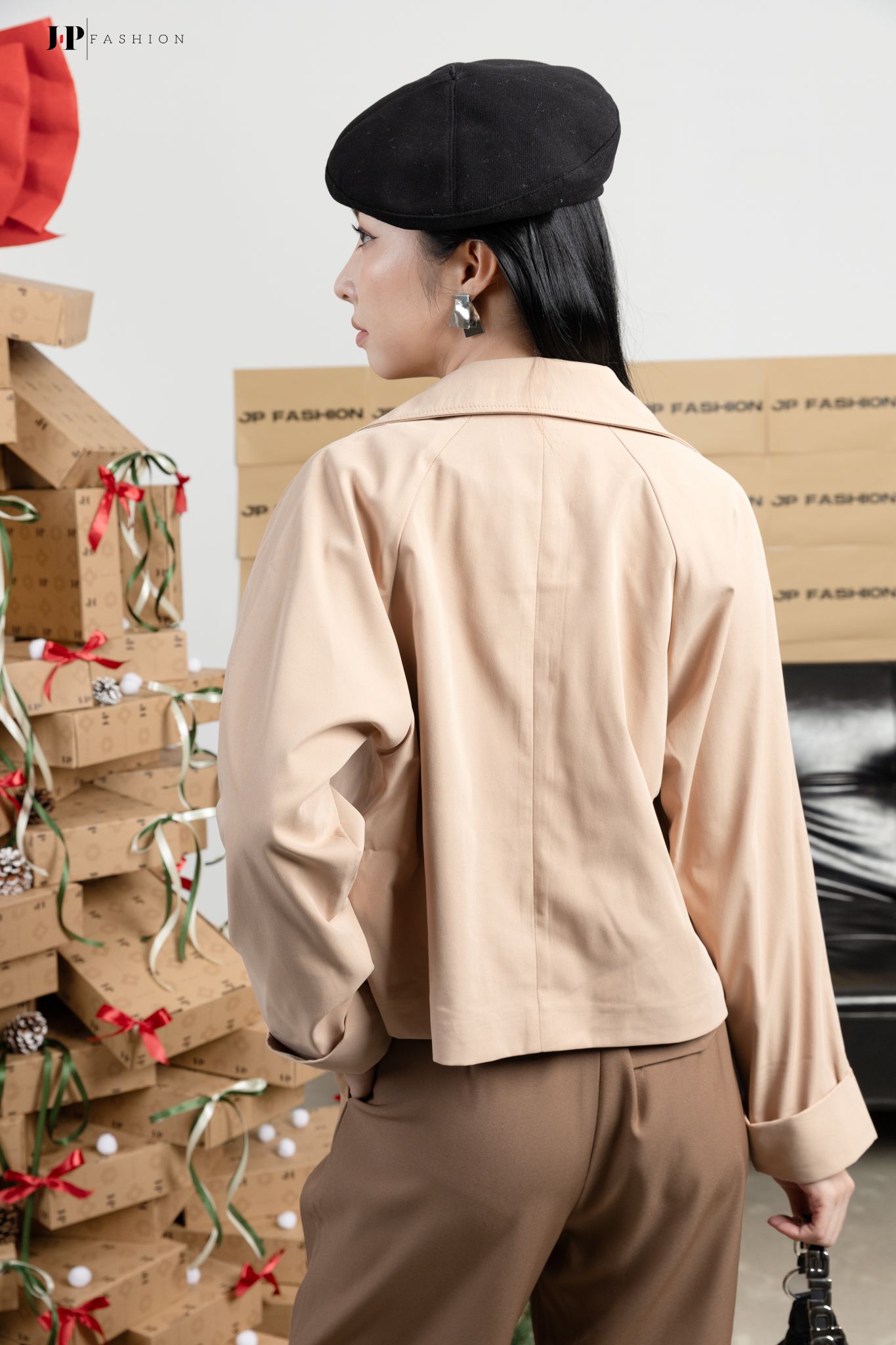 Khoác kiểu kaki dài tay