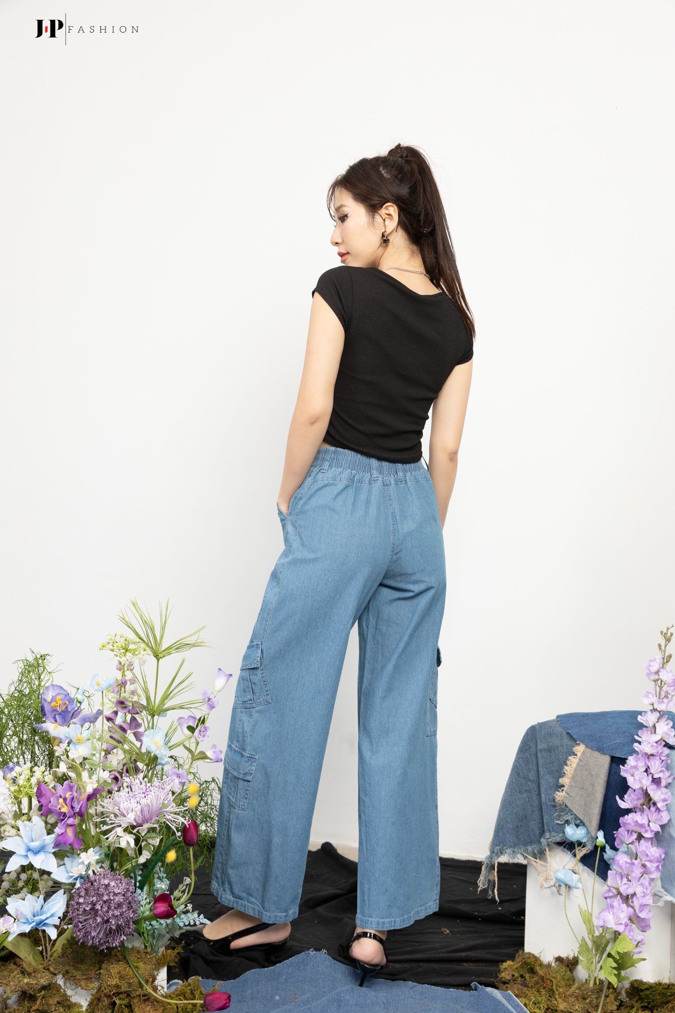 Quần jean ống rộng