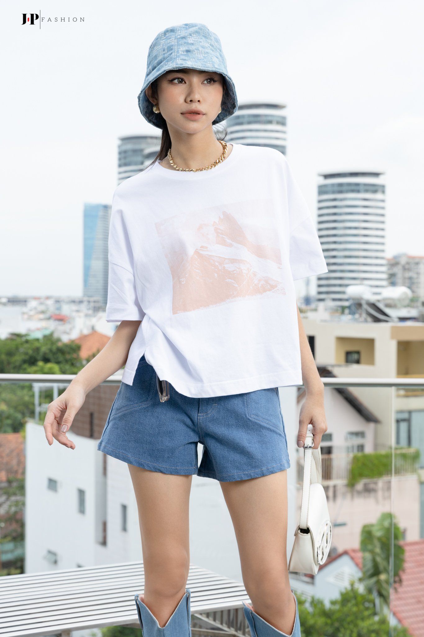 Thun phom rộng ngắn tay