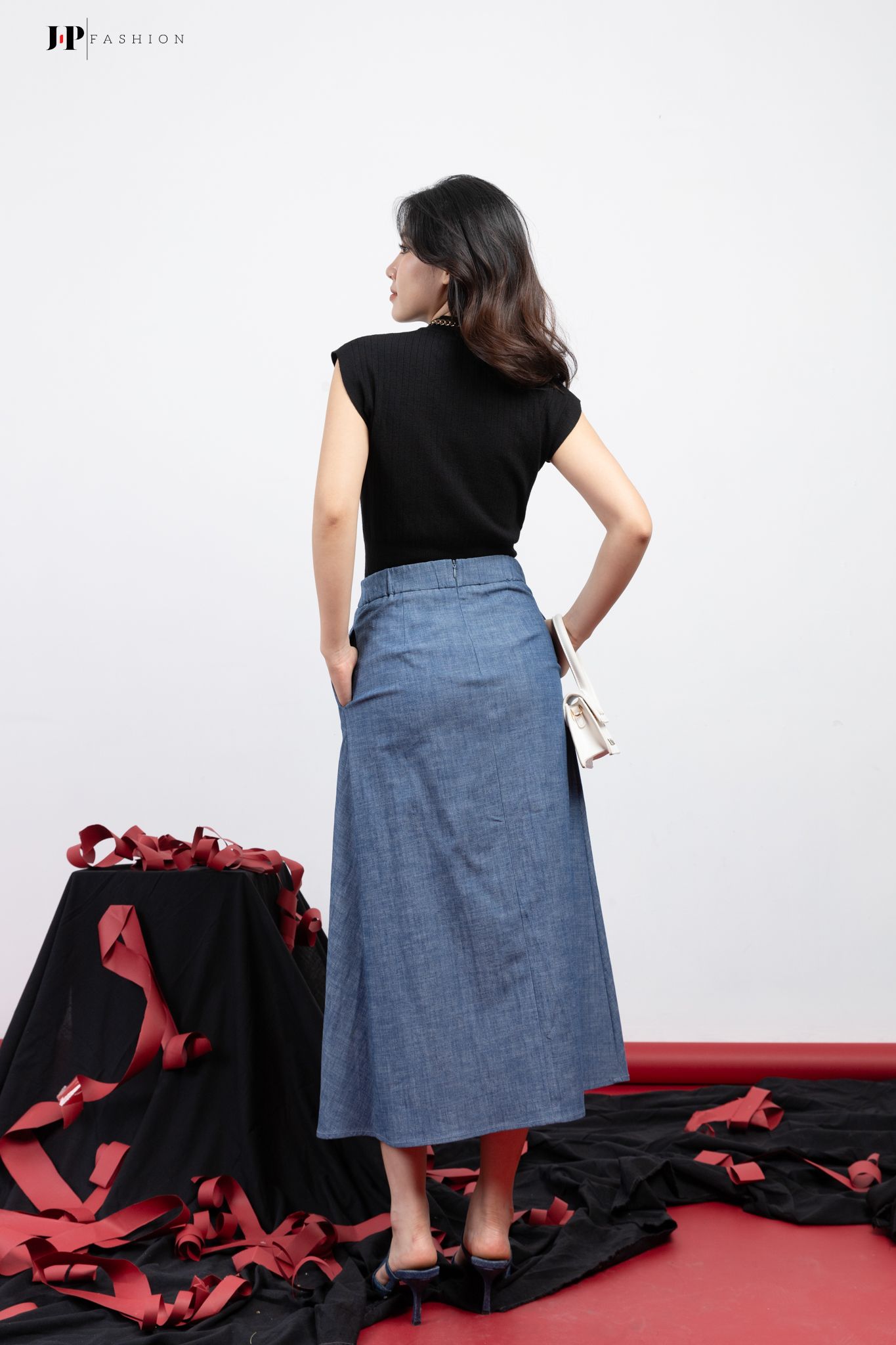Váy xếp ly