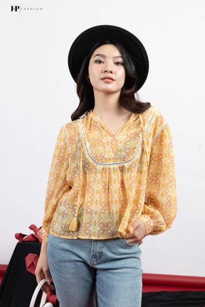 color_ Hoa văn vàng