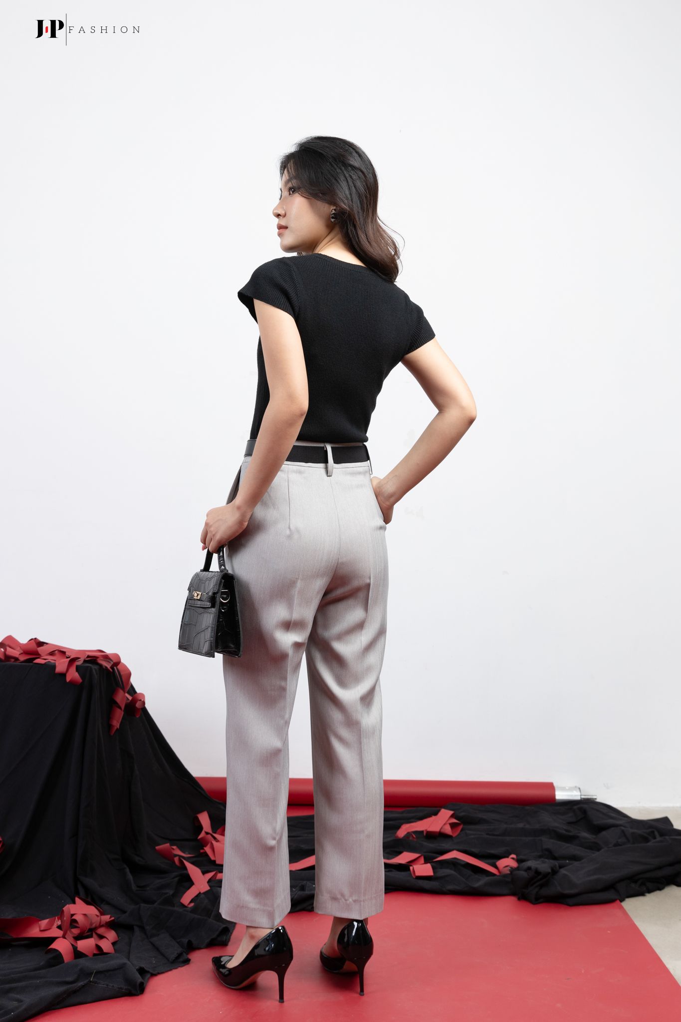 Quần Kaki Ống Suông 19007702