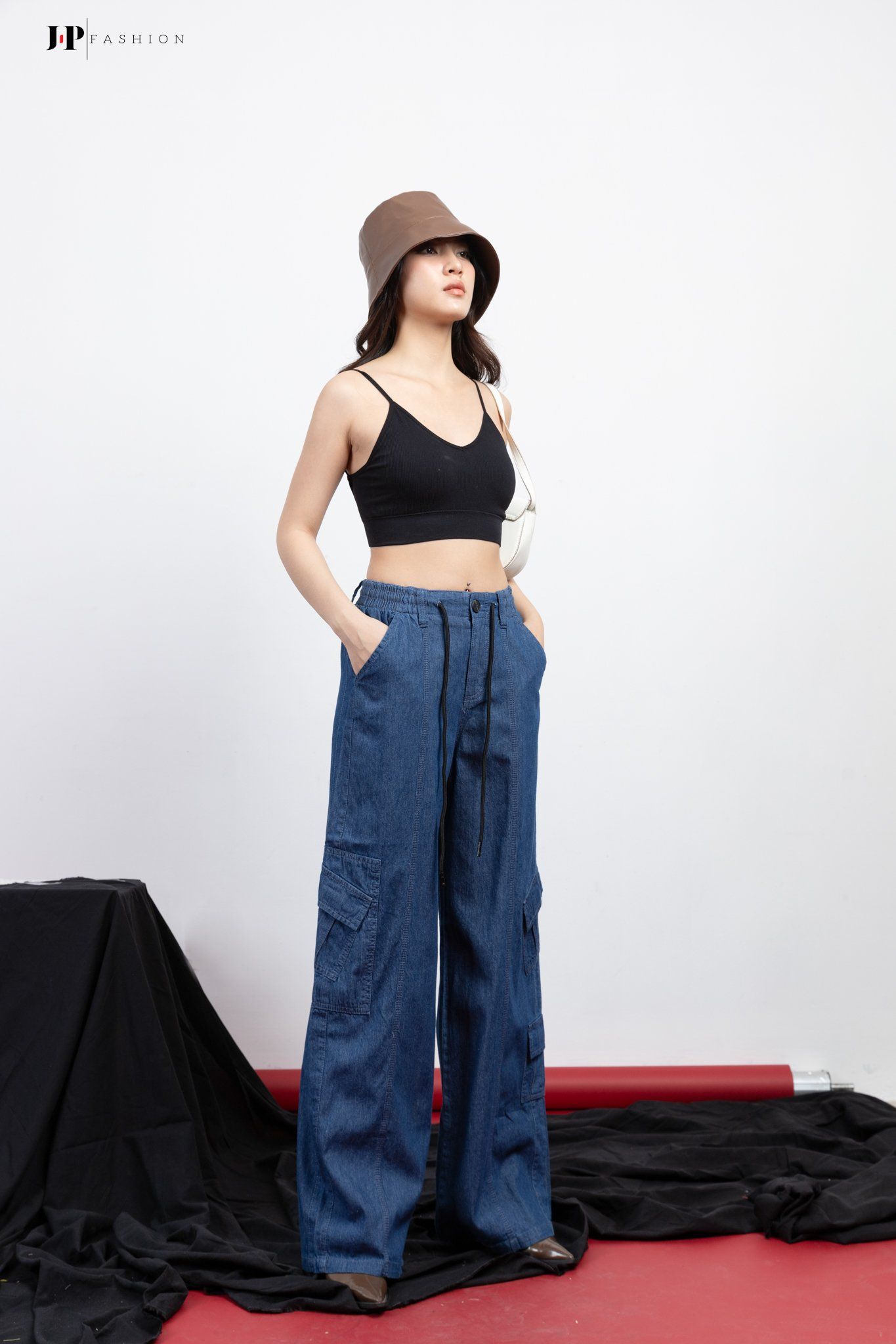 Quần jean ống rộng