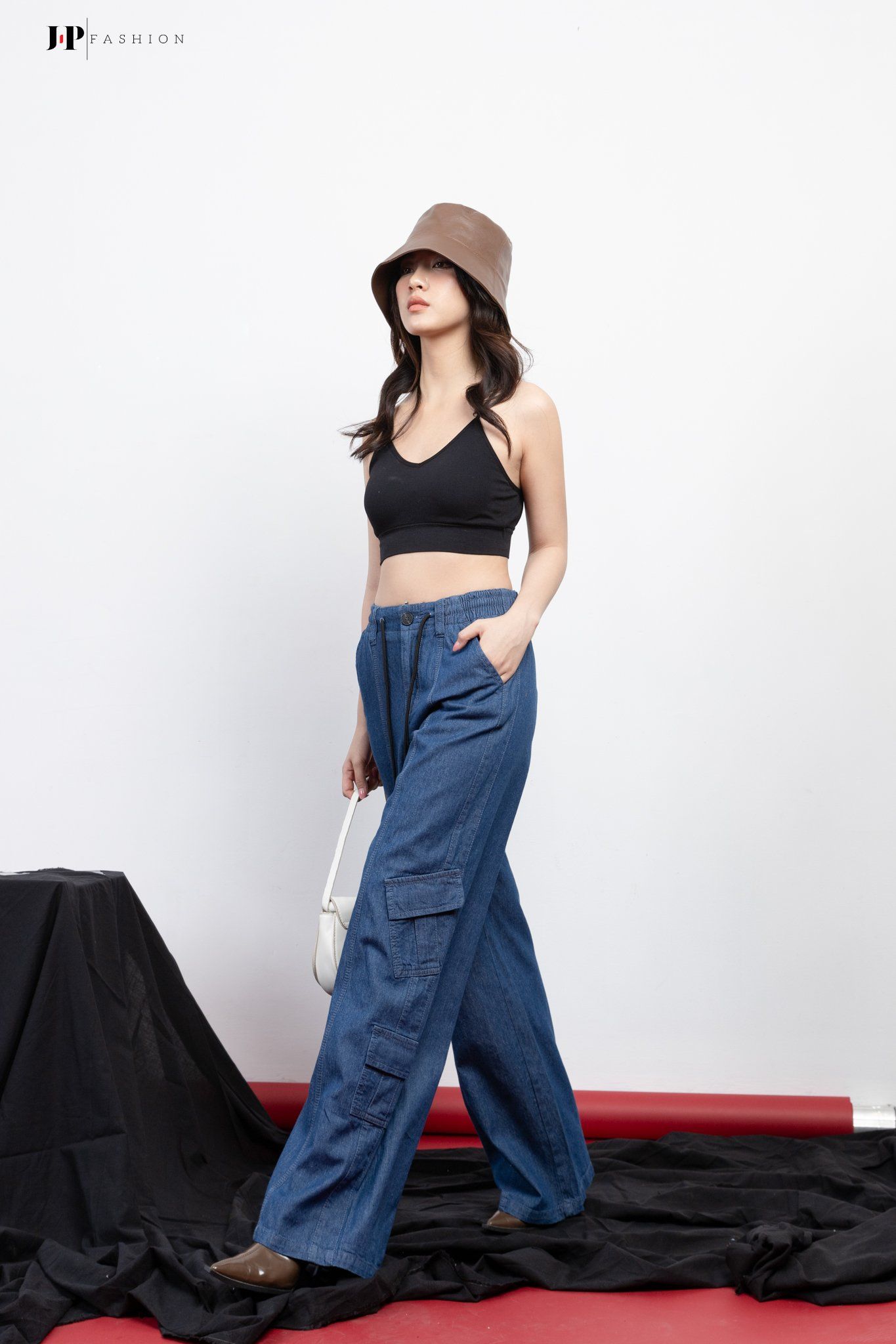 Quần jean ống rộng