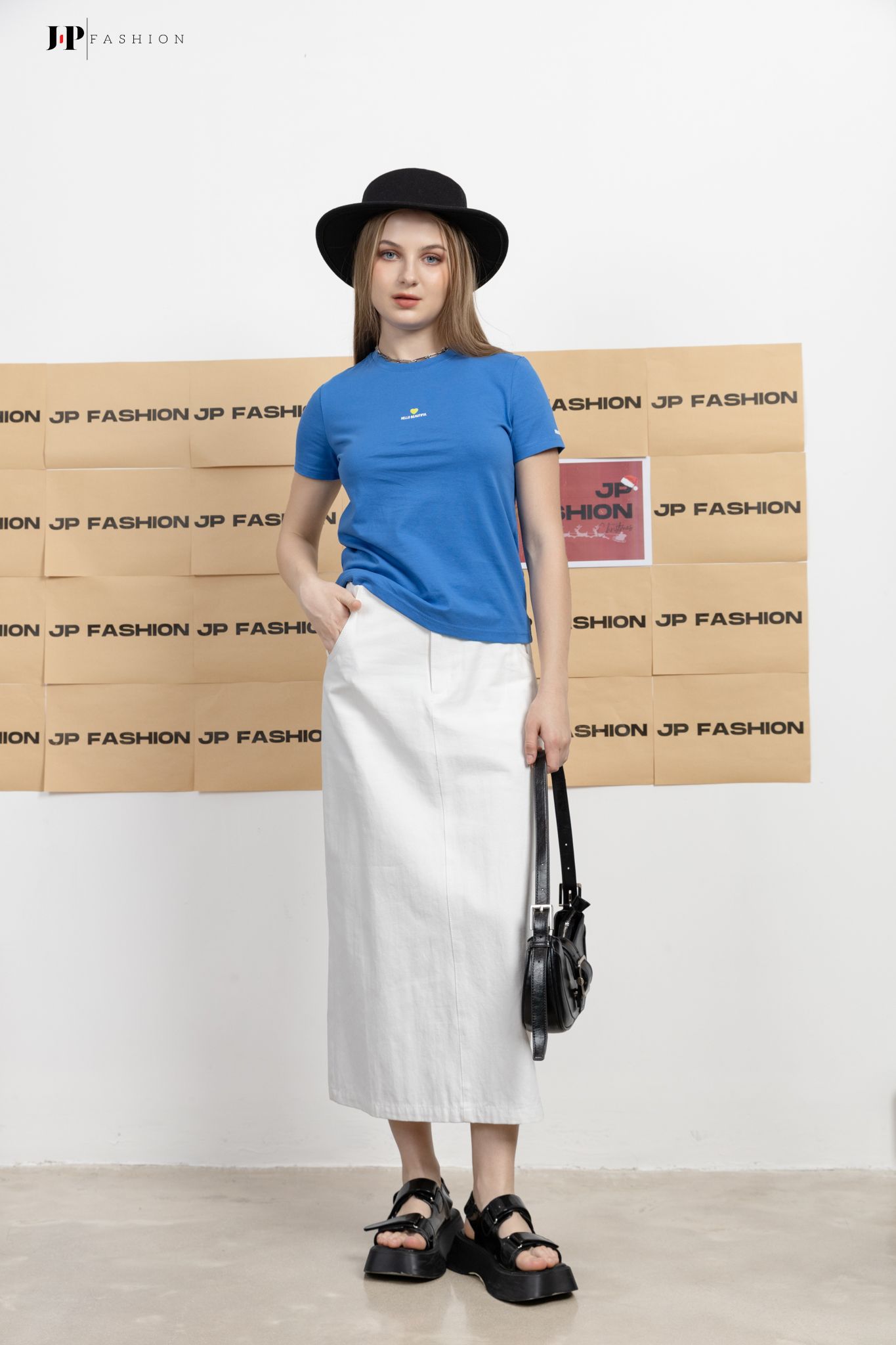 Thun chữ ngắn tay