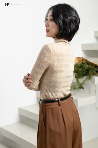 Áo thun cổ lọ