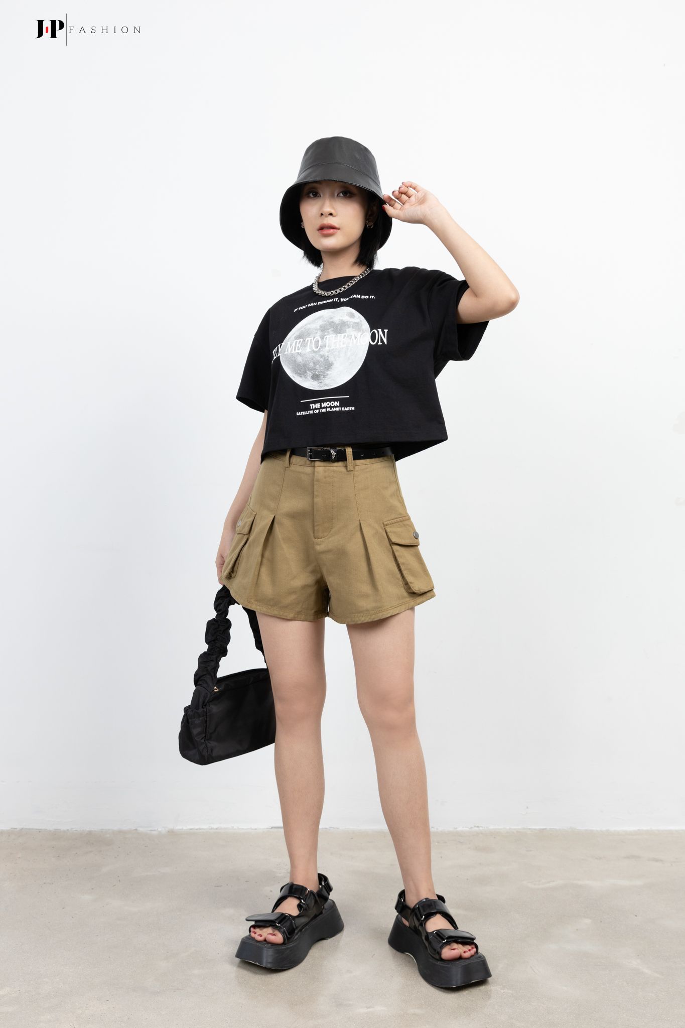 Quần short kaki