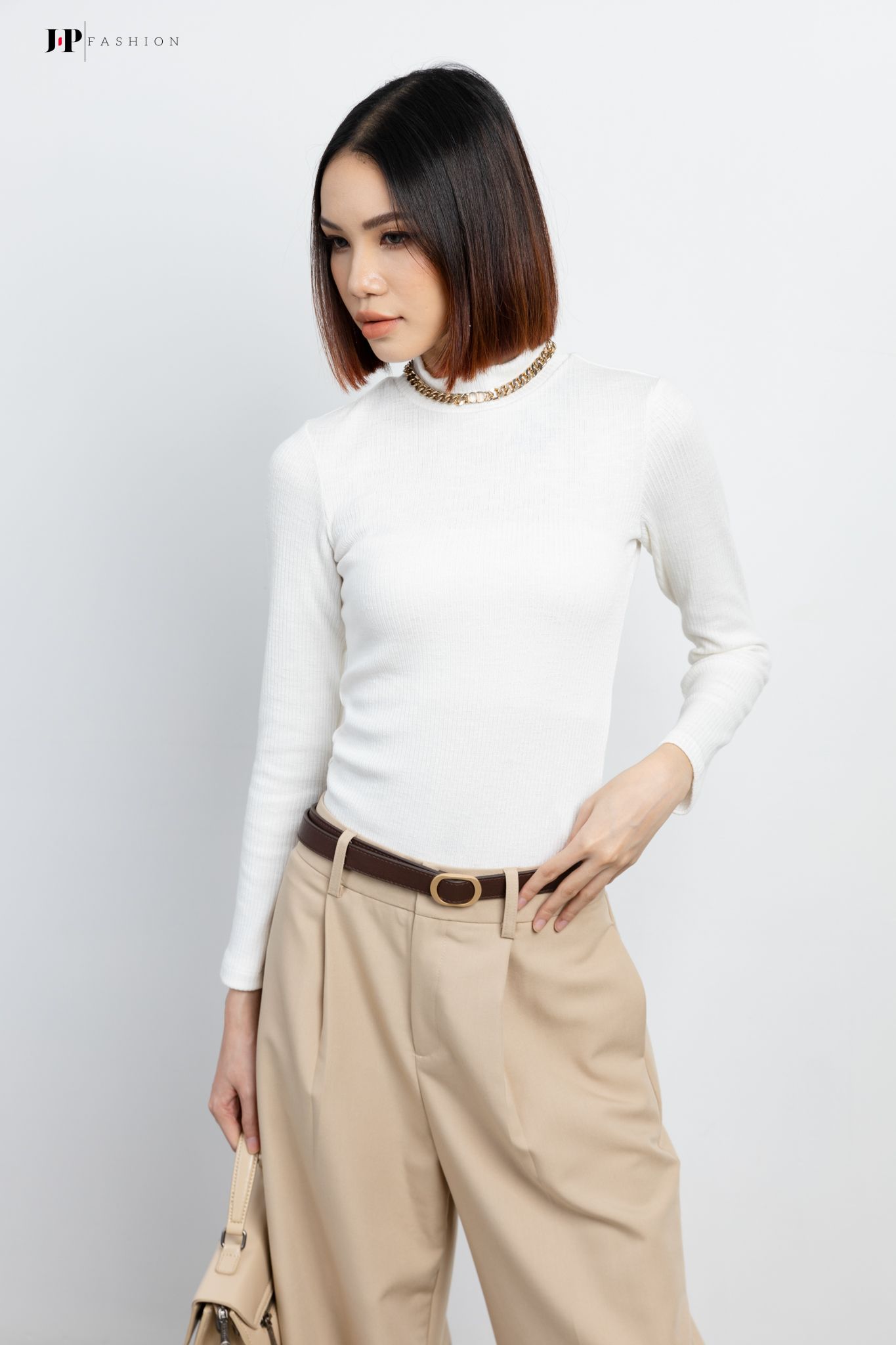 Thun cổ lọ tay dài 10209352