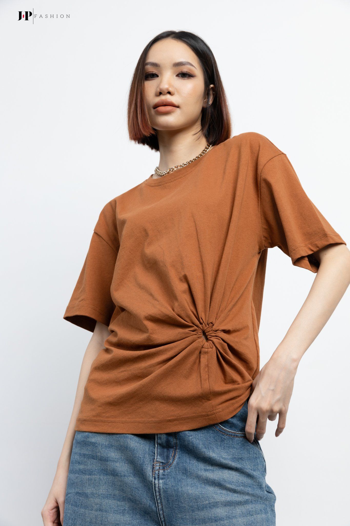 Áo thun kiểu ngắn tay