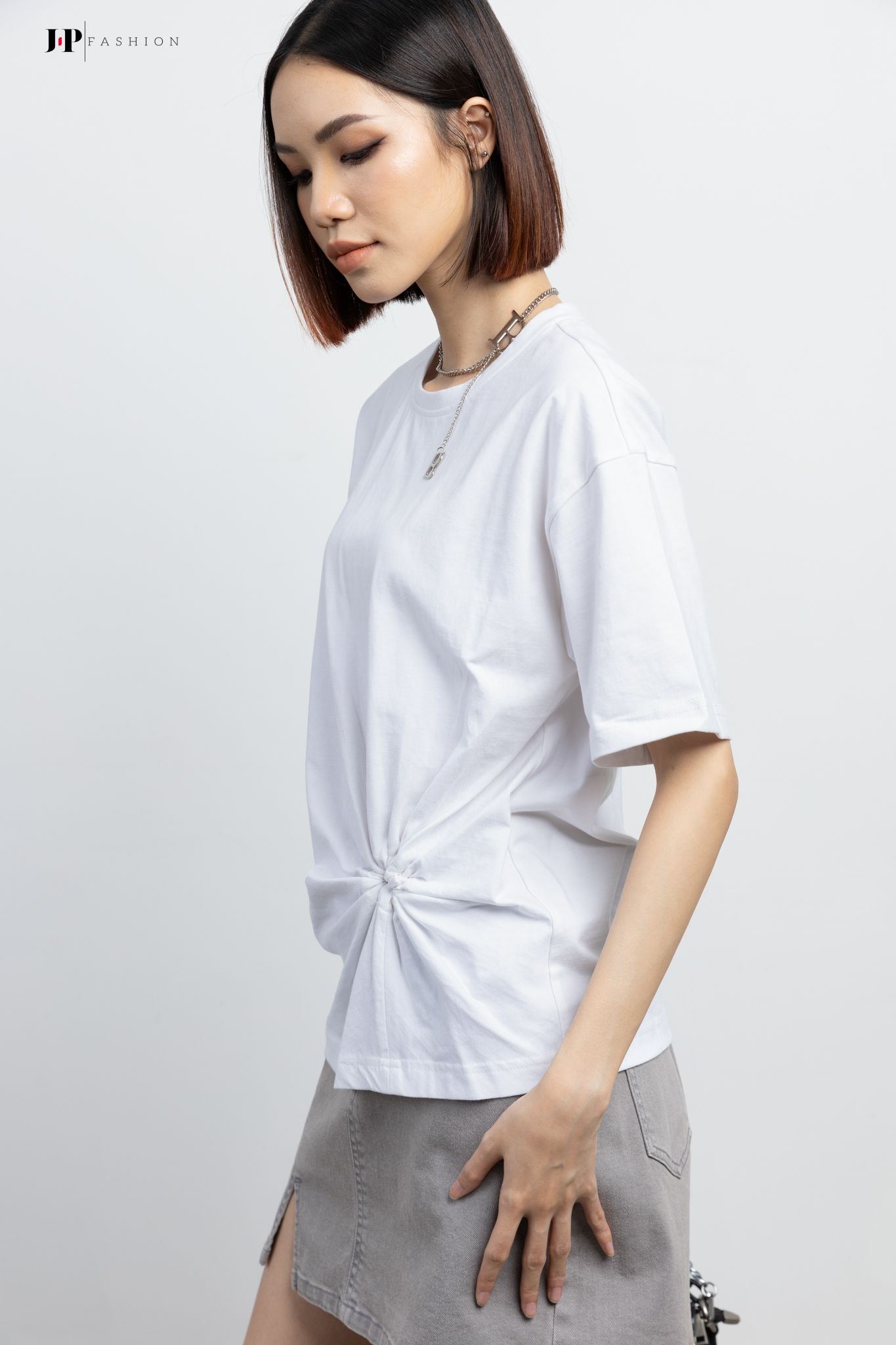 Áo thun kiểu ngắn tay