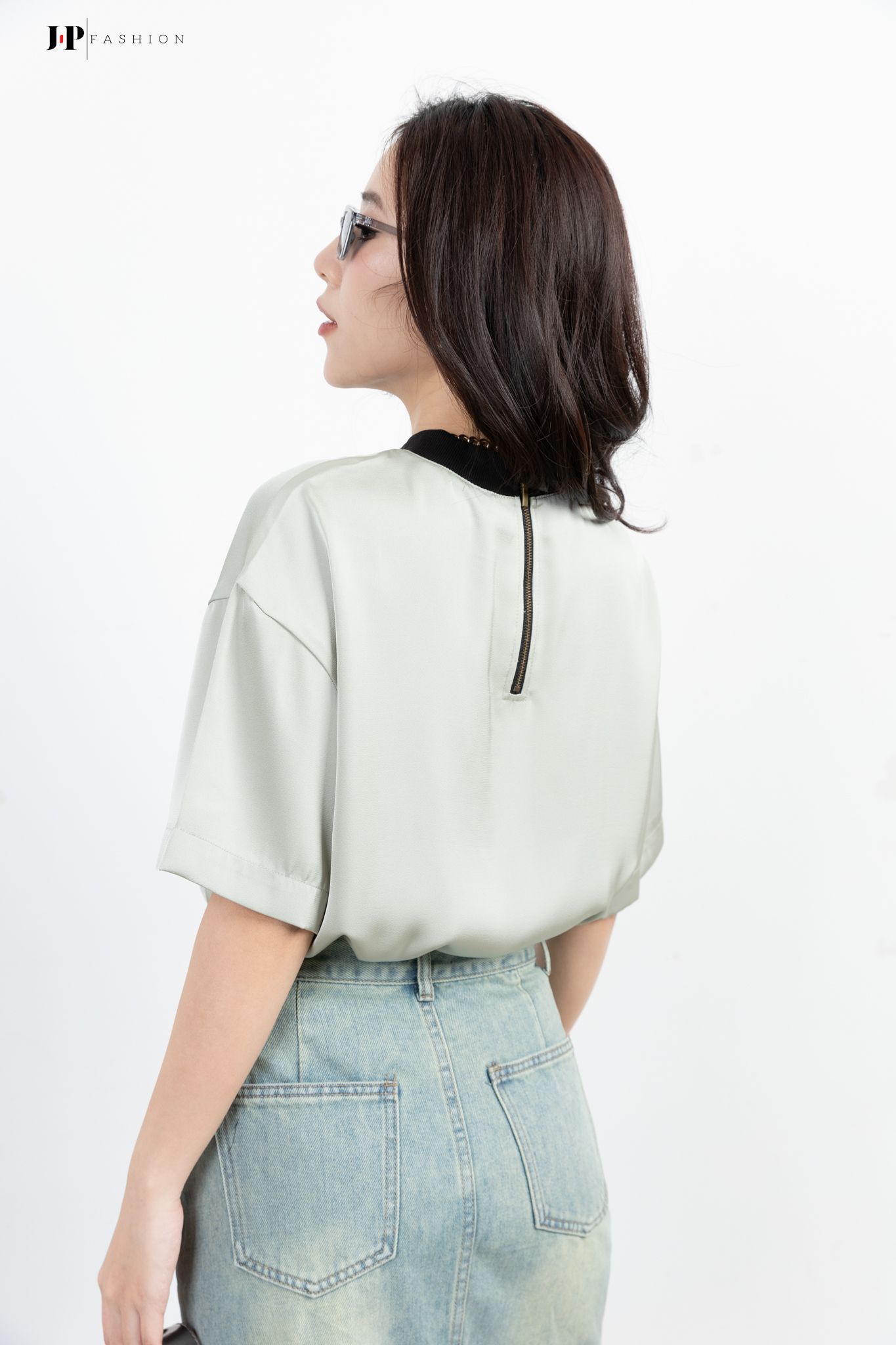 Sơ mi kiểu ngắn tay